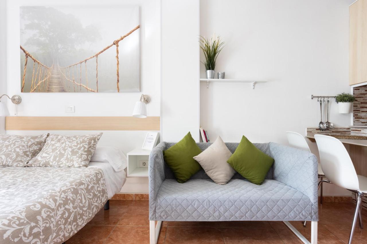 לוס כריסטיאנוס Apartamentos Ohana - Edificio Tonillo מראה חיצוני תמונה