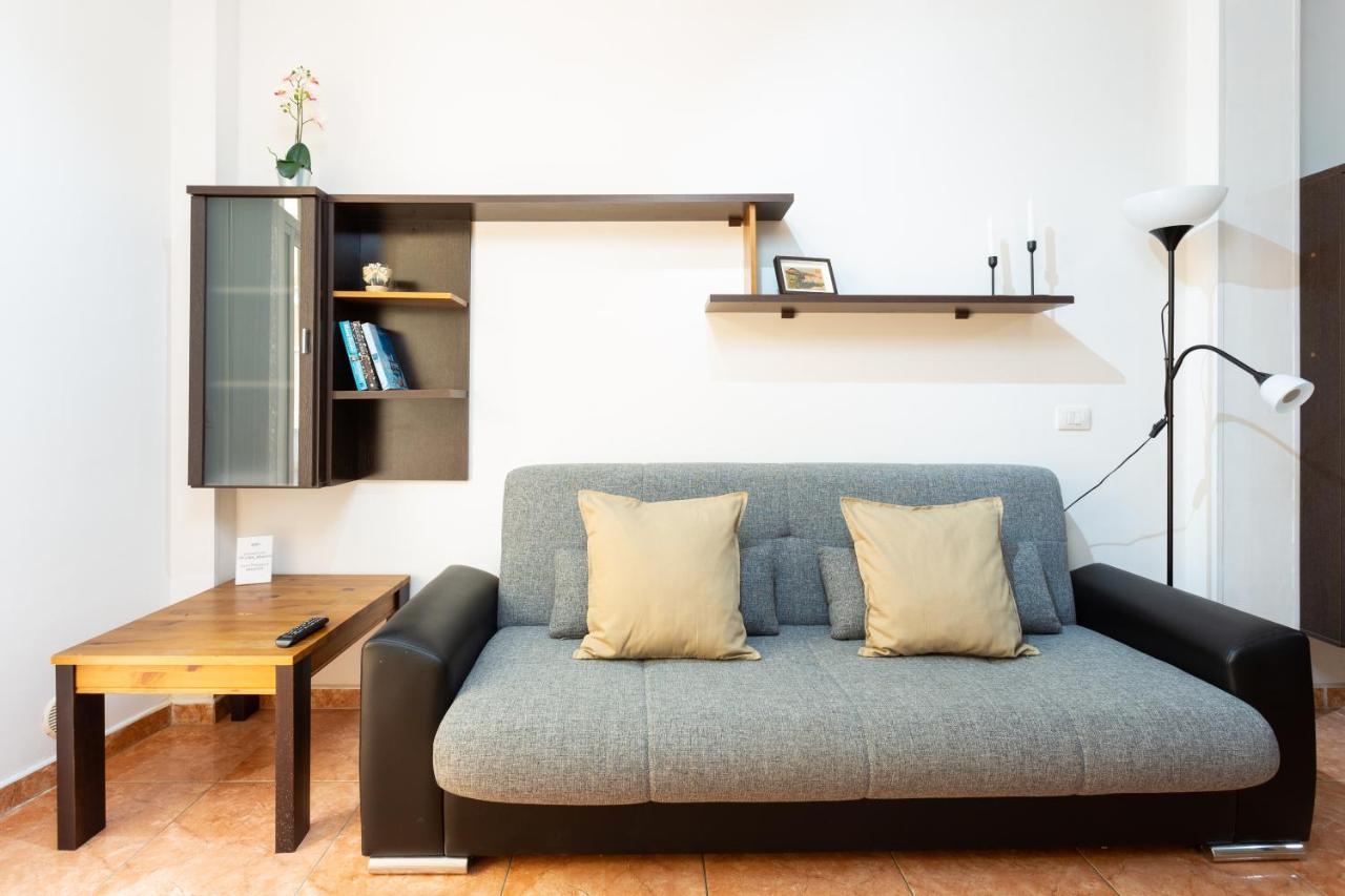 לוס כריסטיאנוס Apartamentos Ohana - Edificio Tonillo מראה חיצוני תמונה
