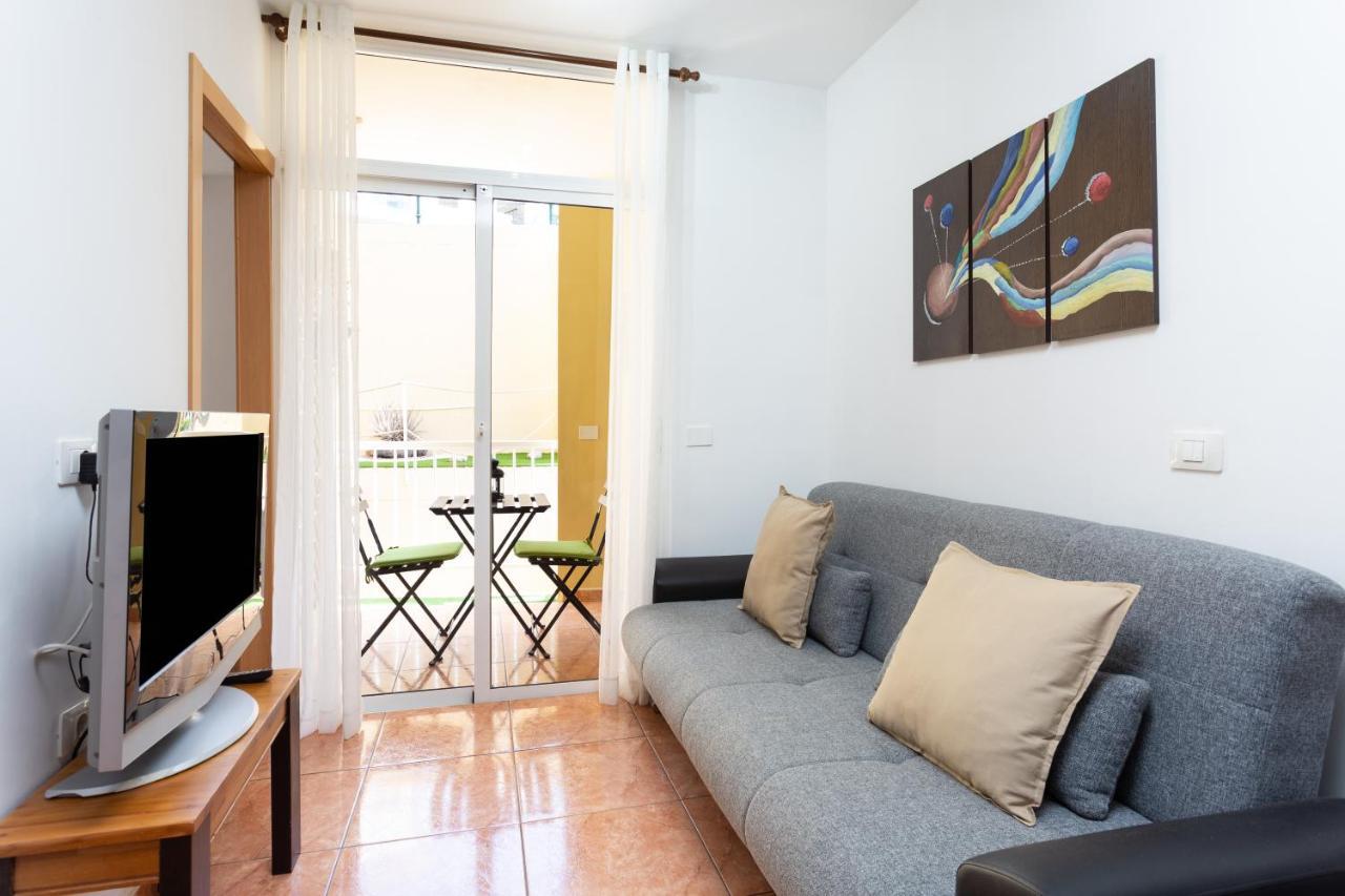 לוס כריסטיאנוס Apartamentos Ohana - Edificio Tonillo מראה חיצוני תמונה