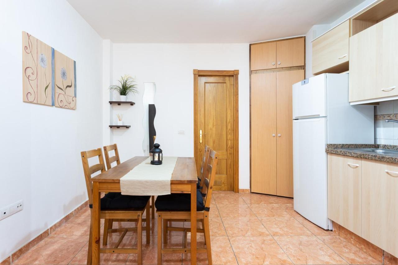 לוס כריסטיאנוס Apartamentos Ohana - Edificio Tonillo מראה חיצוני תמונה