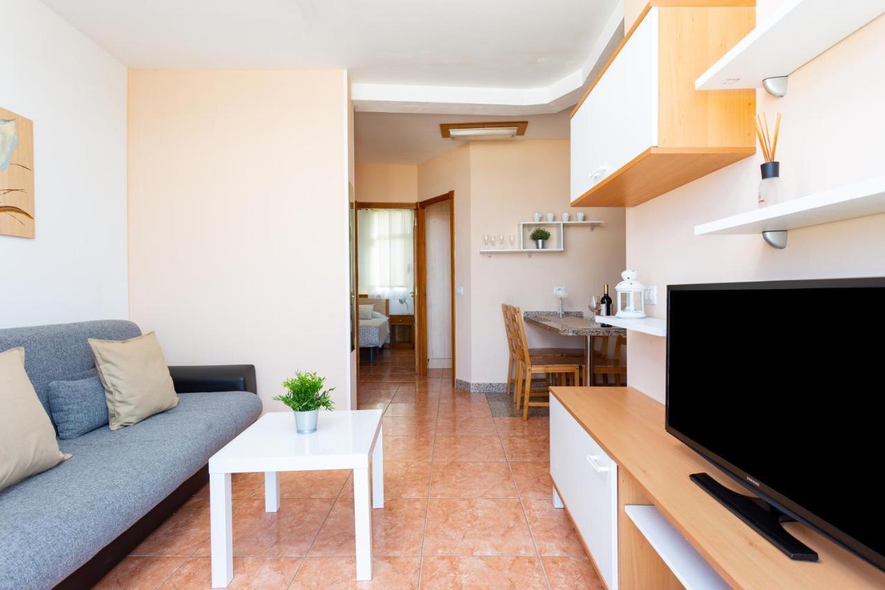 לוס כריסטיאנוס Apartamentos Ohana - Edificio Tonillo מראה חיצוני תמונה
